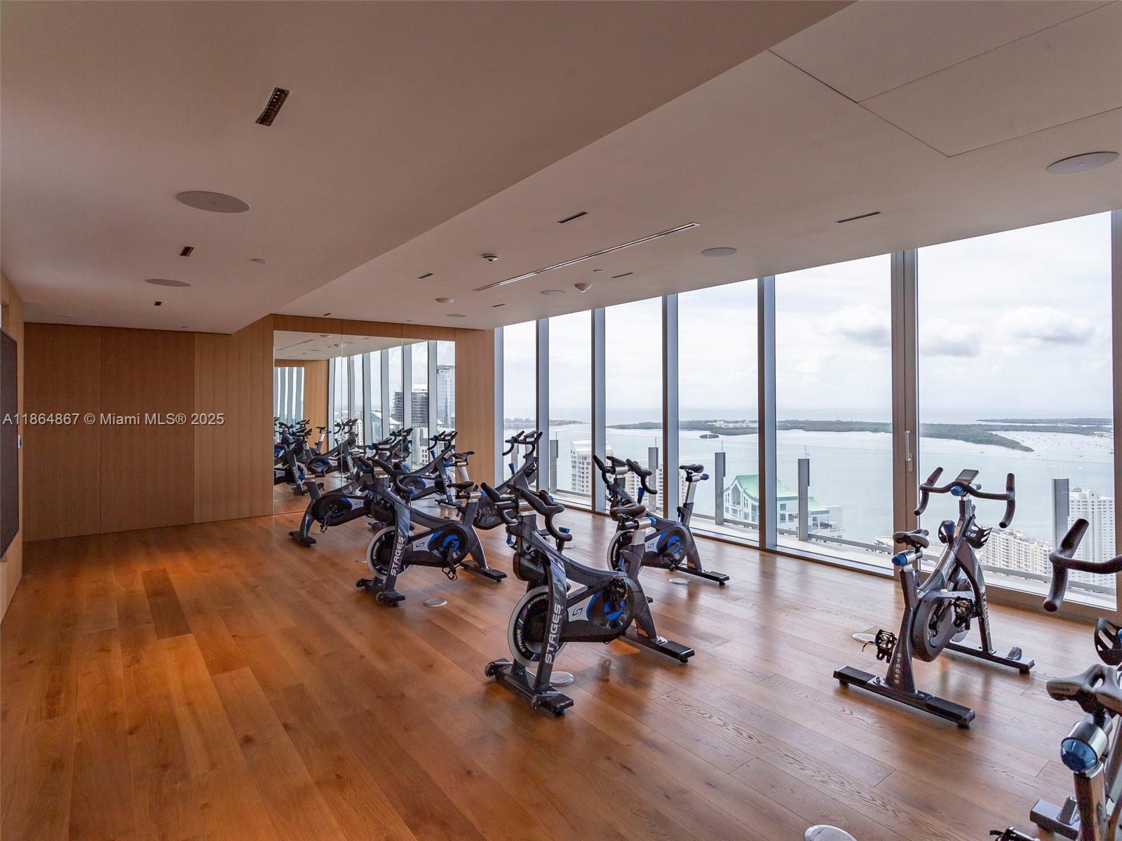 300 Biscayne Blvd Way #2505, Miami FL 33131
