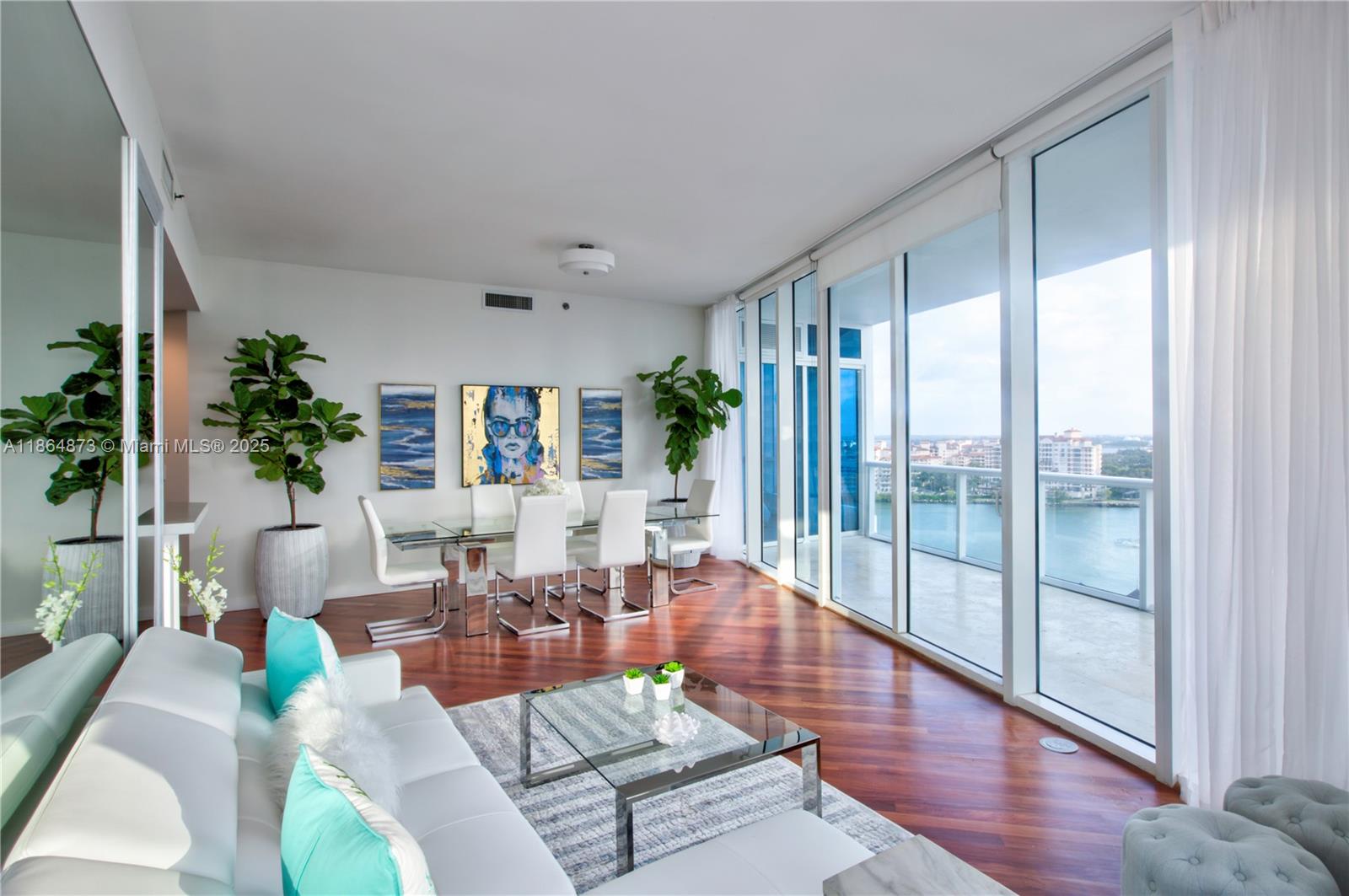 100 S Pointe Dr #1501, Miami Beach FL 33139