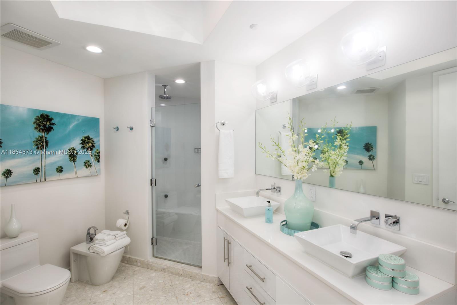 100 S Pointe Dr #1501, Miami Beach FL 33139