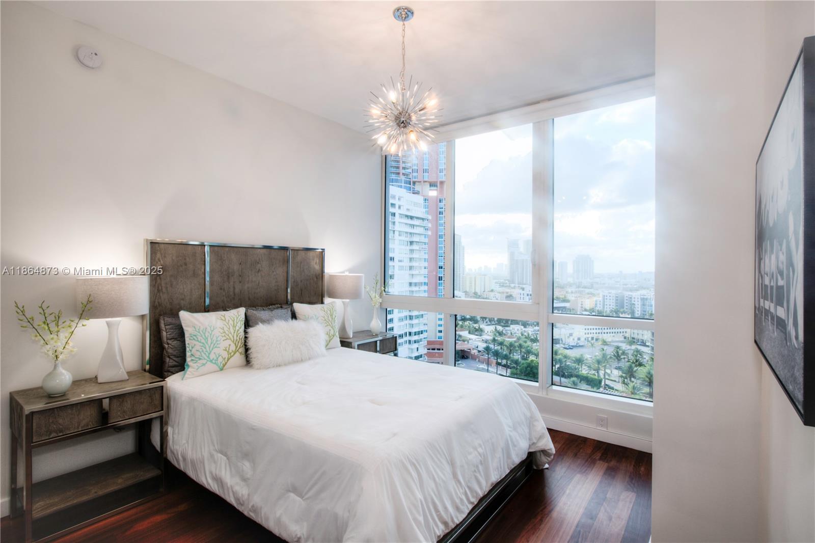 100 S Pointe Dr #1501, Miami Beach FL 33139