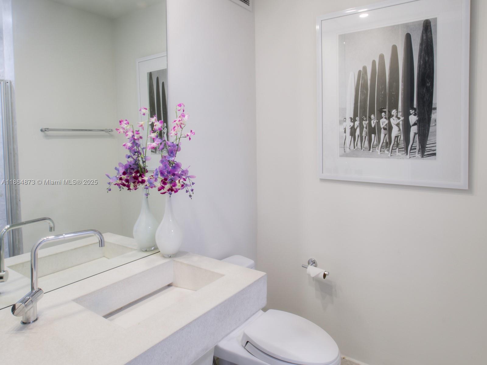 100 S Pointe Dr #1501, Miami Beach FL 33139