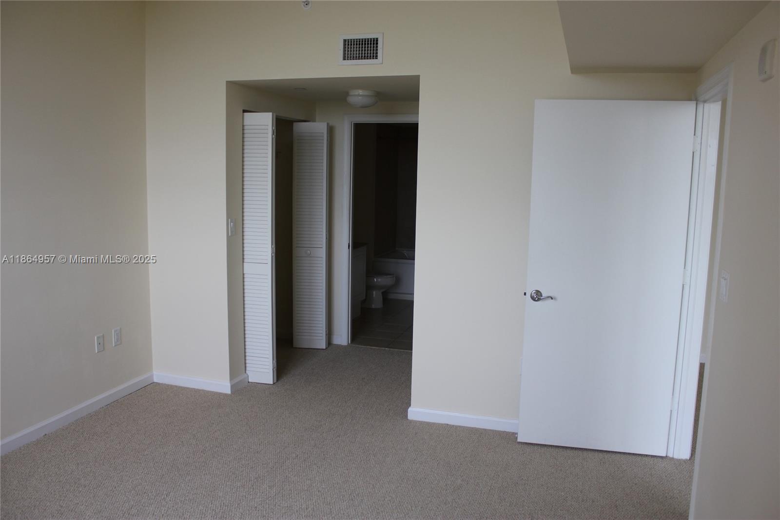 Aventura FL 33180 - A11864957