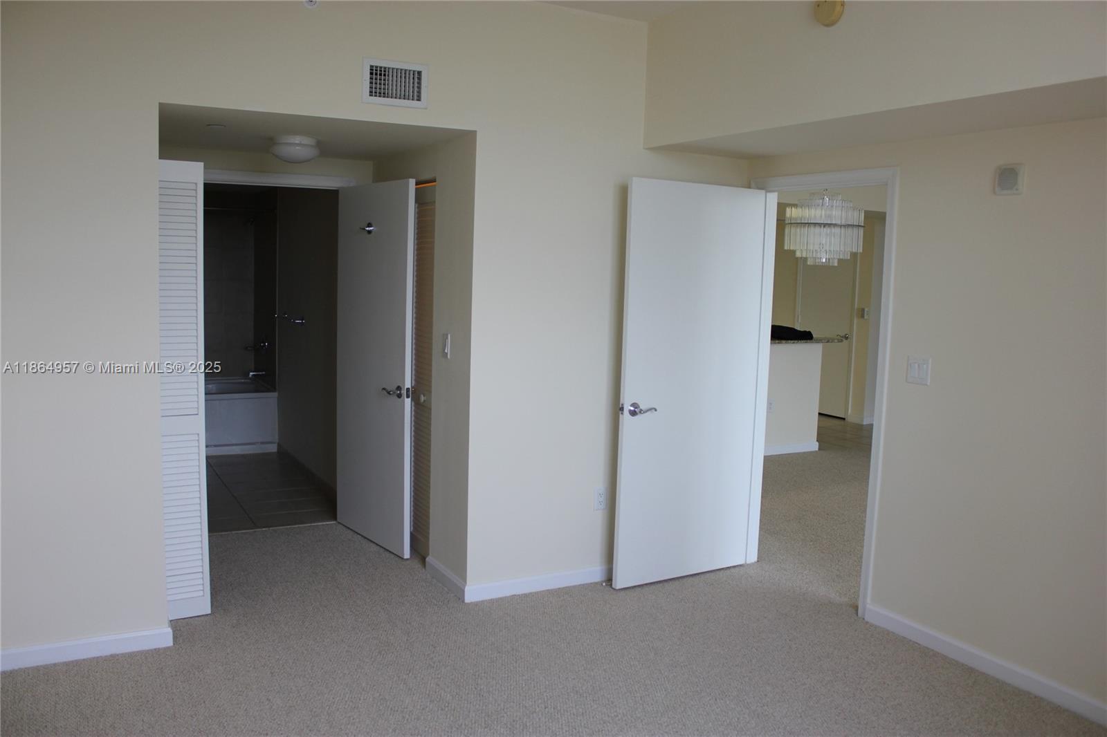 Aventura FL 33180 - A11864957