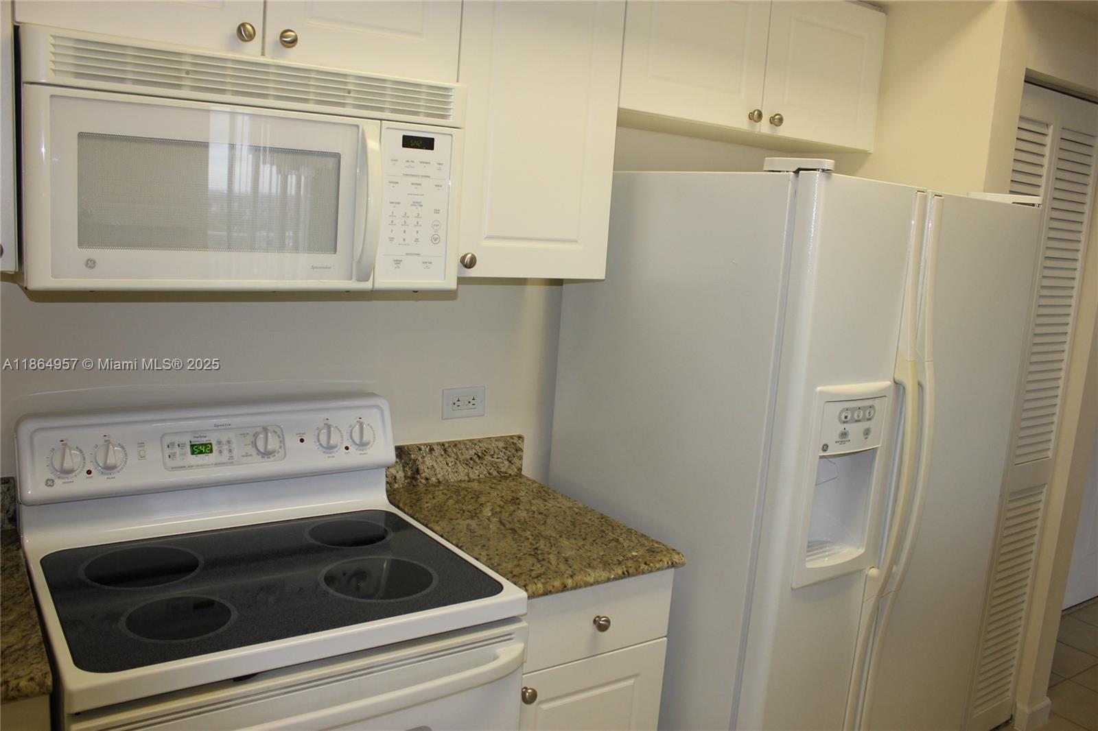 Aventura FL 33180 - A11864957