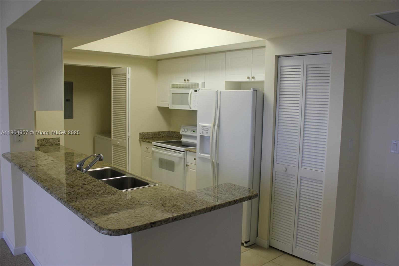 Aventura FL 33180 - A11864957