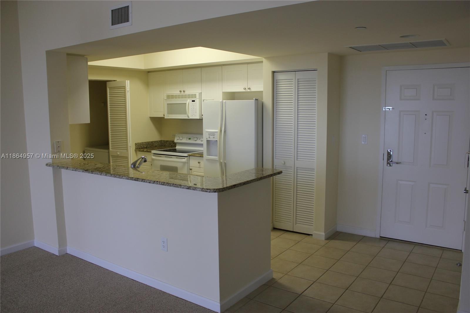 Aventura FL 33180 - A11864957