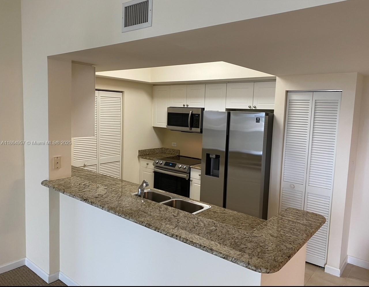 Aventura FL 33180 - A11864957