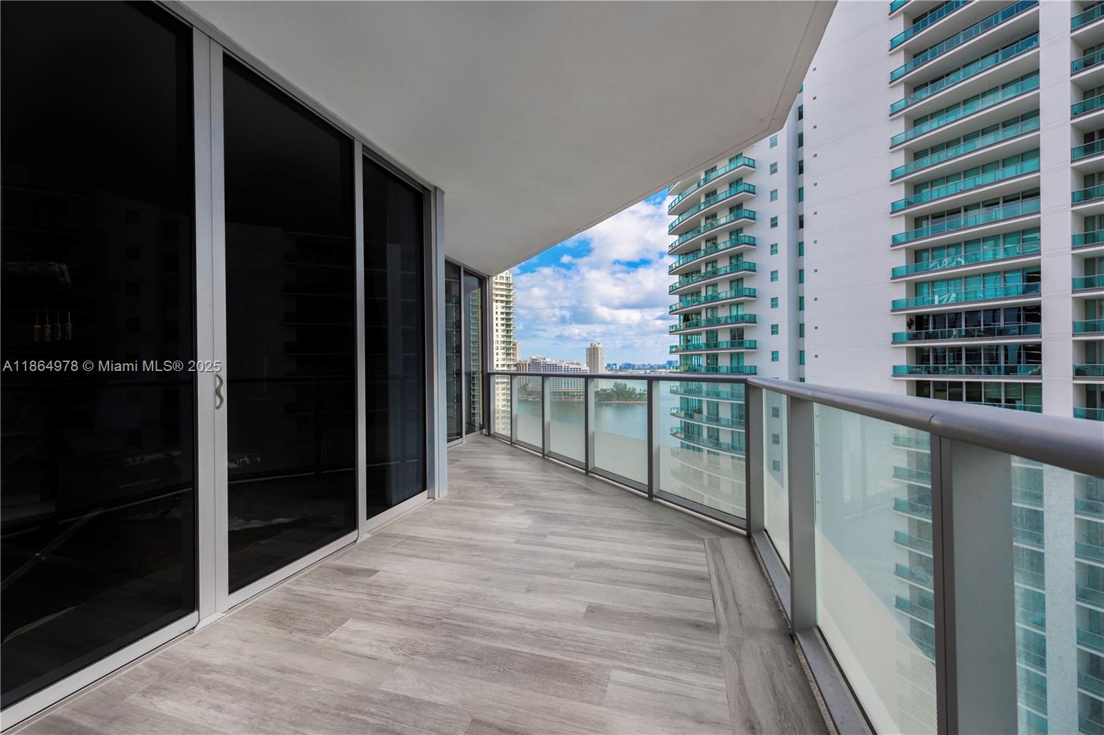 1300 Brickell Bay Dr #1909, Miami FL 33131