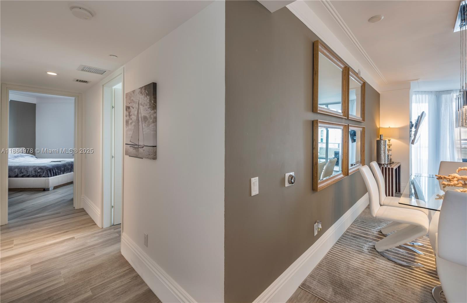 1300 Brickell Bay Dr #1909, Miami FL 33131