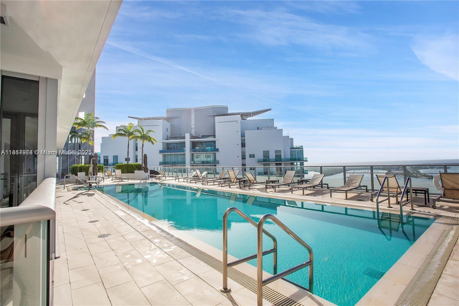 1300 Brickell Bay Dr #1909, Miami FL 33131