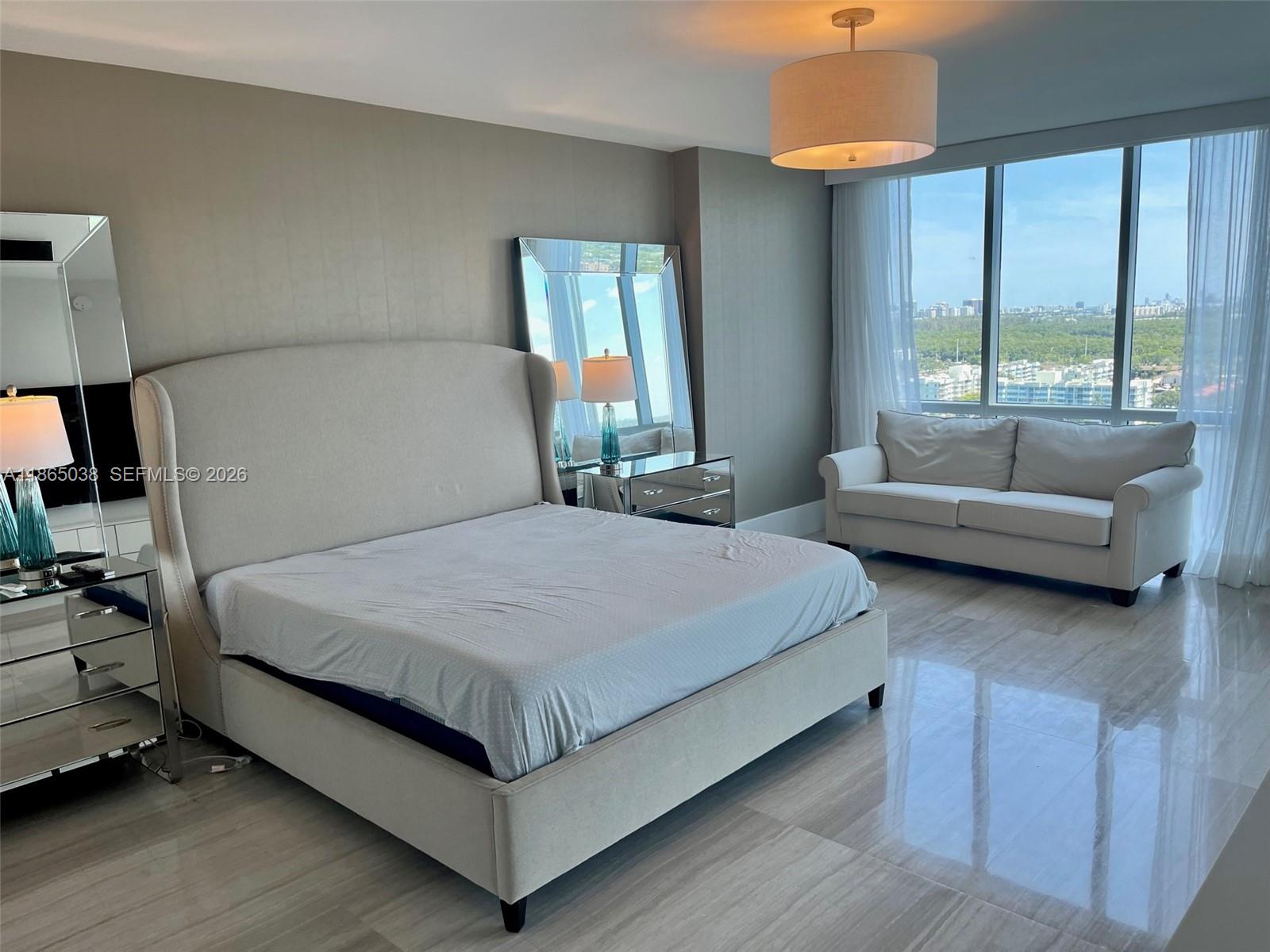 17111 Biscayne Blvd #1806, North Miami Beach FL 33160