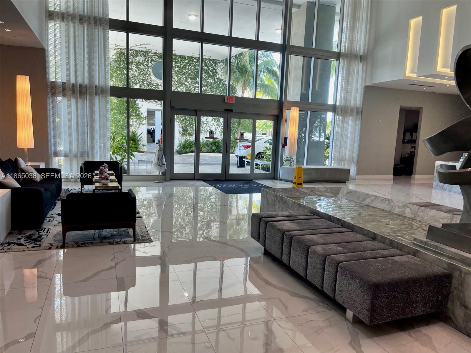 17111 Biscayne Blvd #1806, North Miami Beach FL 33160