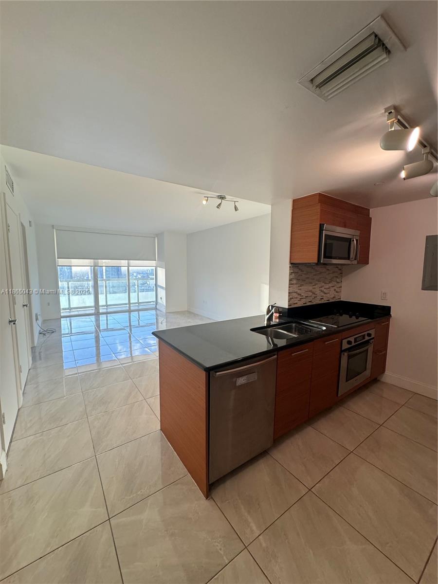50 Biscayne Blvd #3405, Miami FL 33132