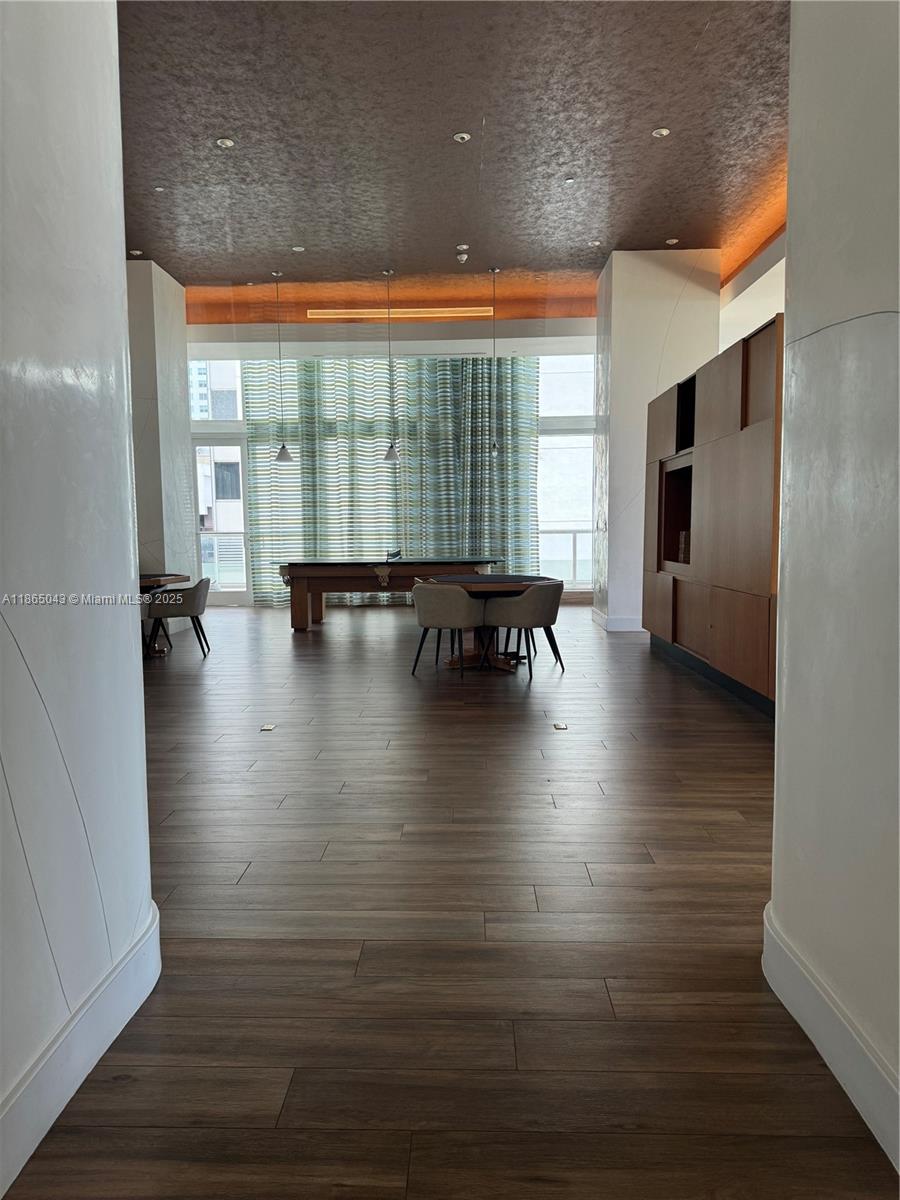 50 Biscayne Blvd #3405, Miami FL 33132