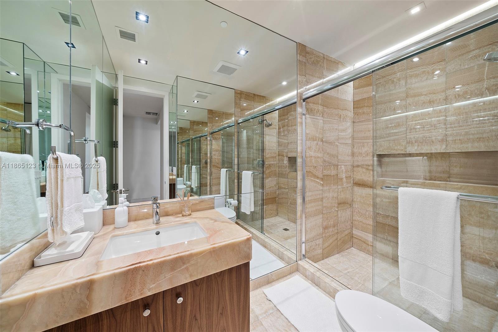 9701 Collins Ave #1903S, Bal Harbour FL 33154