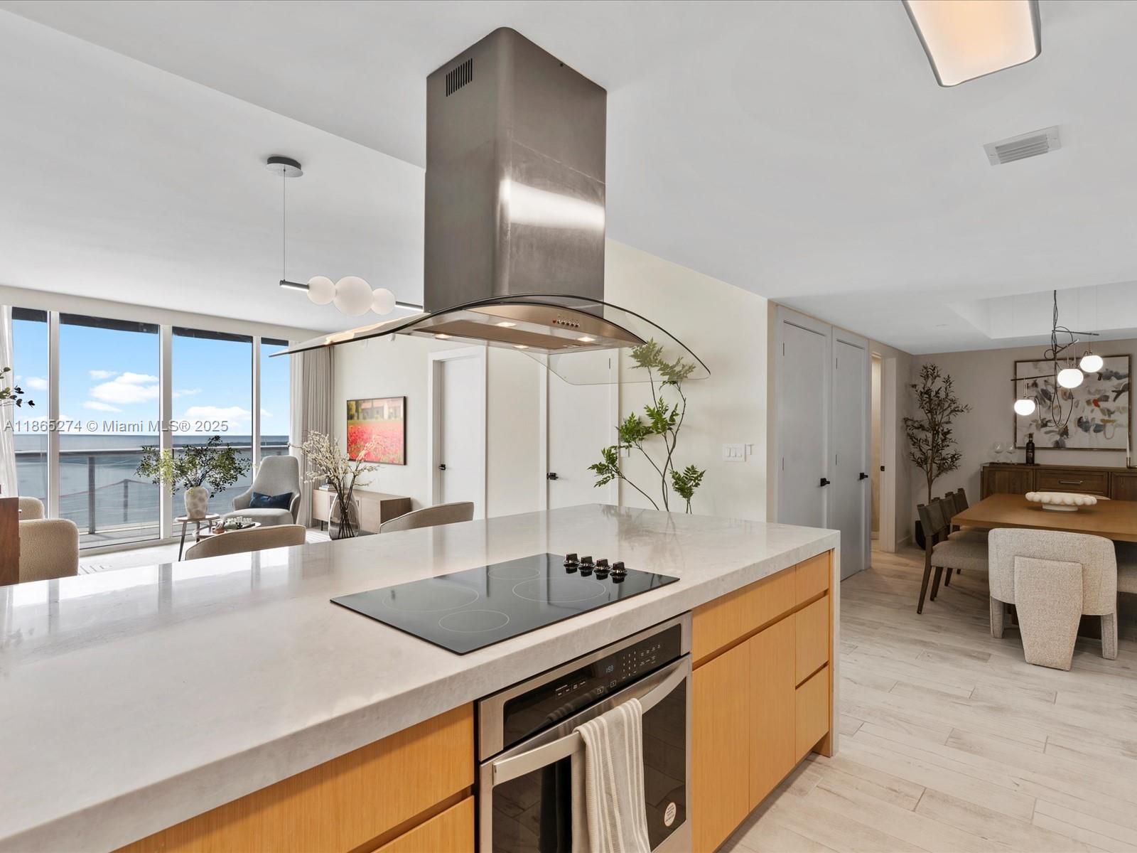 465 Brickell Ave #4905, Miami FL 33131