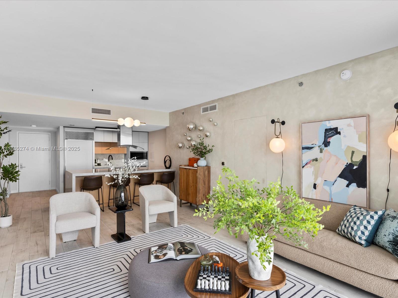 465 Brickell Ave #4905, Miami FL 33131
