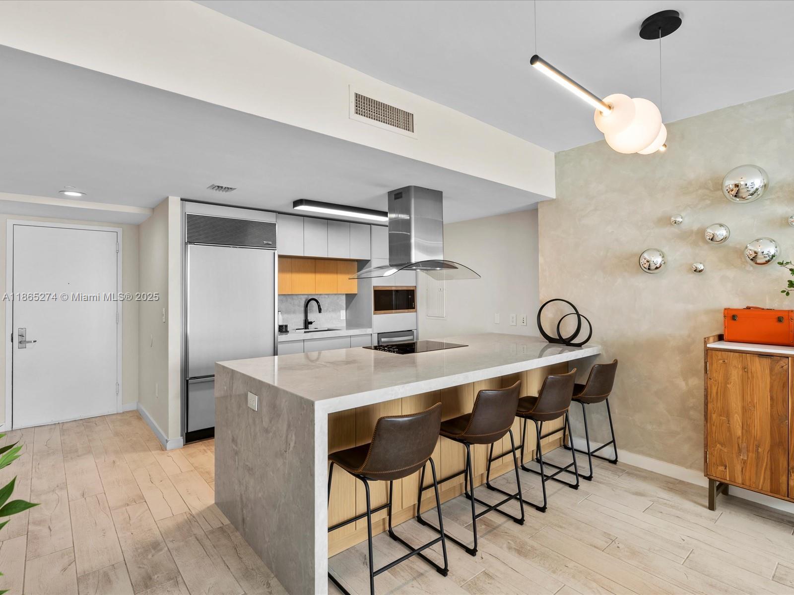 465 Brickell Ave #4905, Miami FL 33131