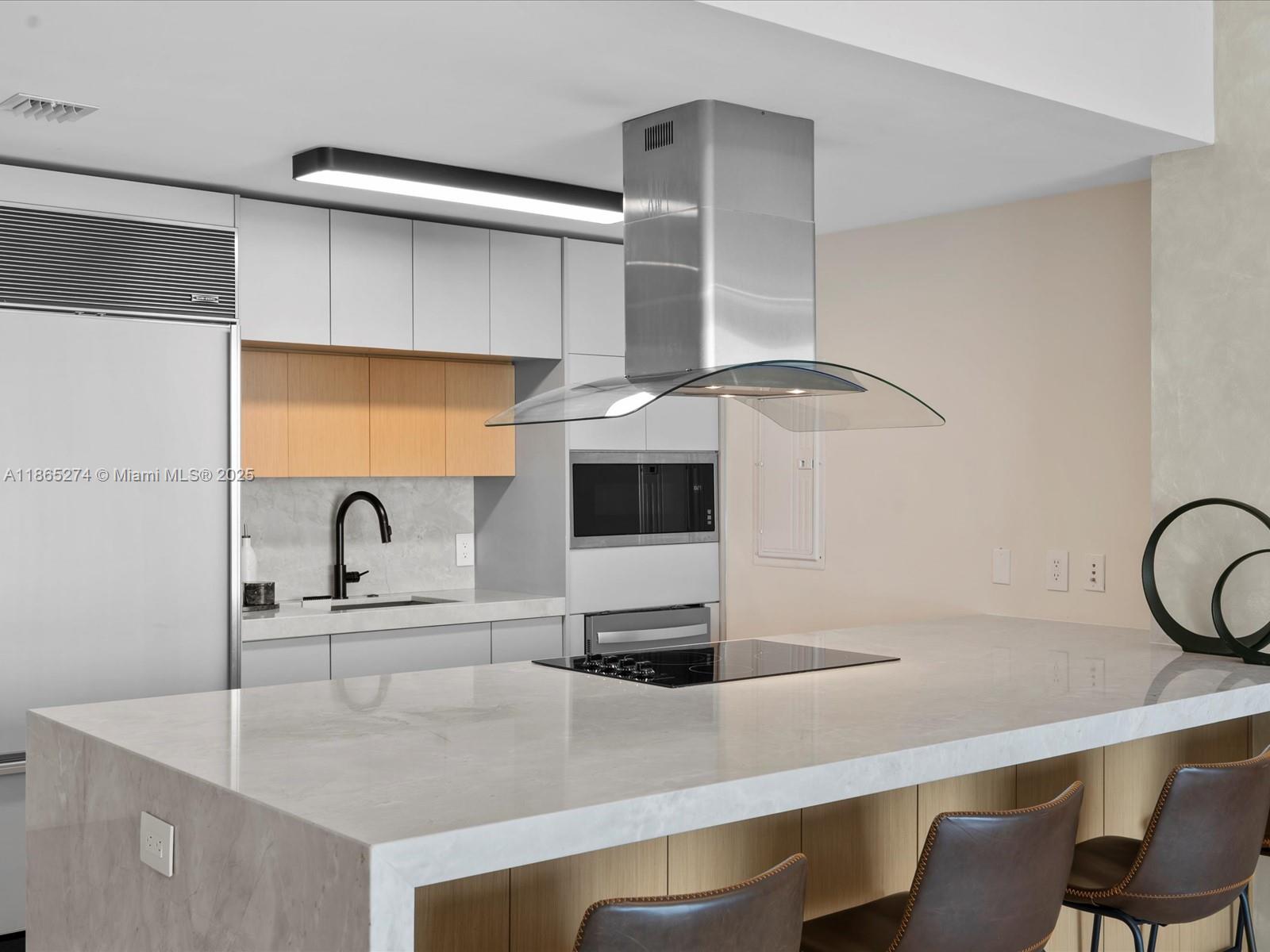 465 Brickell Ave #4905, Miami FL 33131