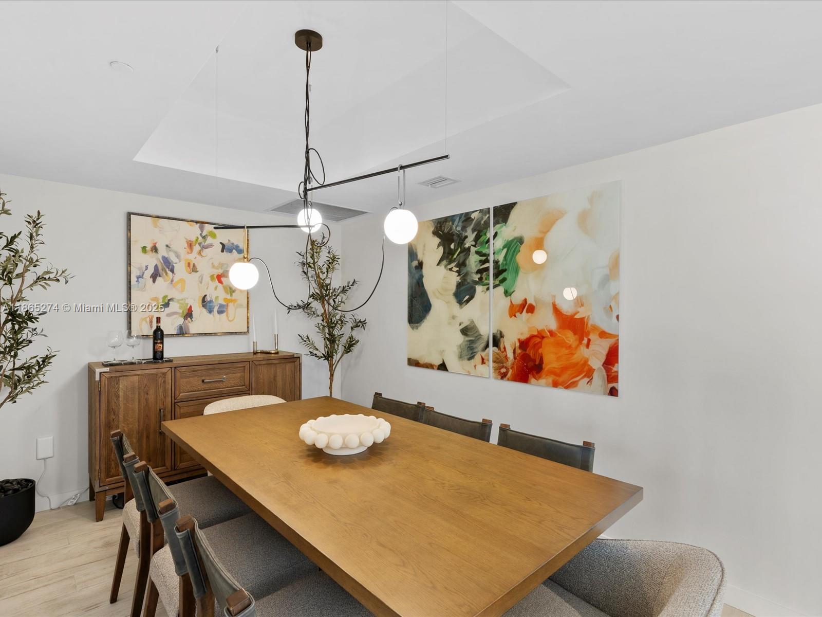 465 Brickell Ave #4905, Miami FL 33131