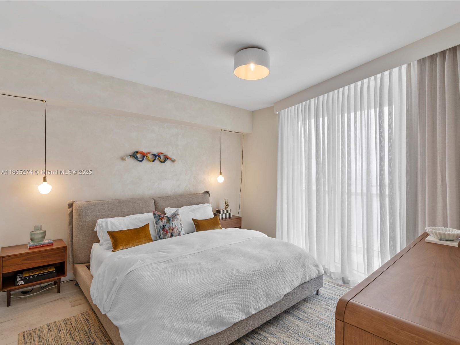 465 Brickell Ave #4905, Miami FL 33131