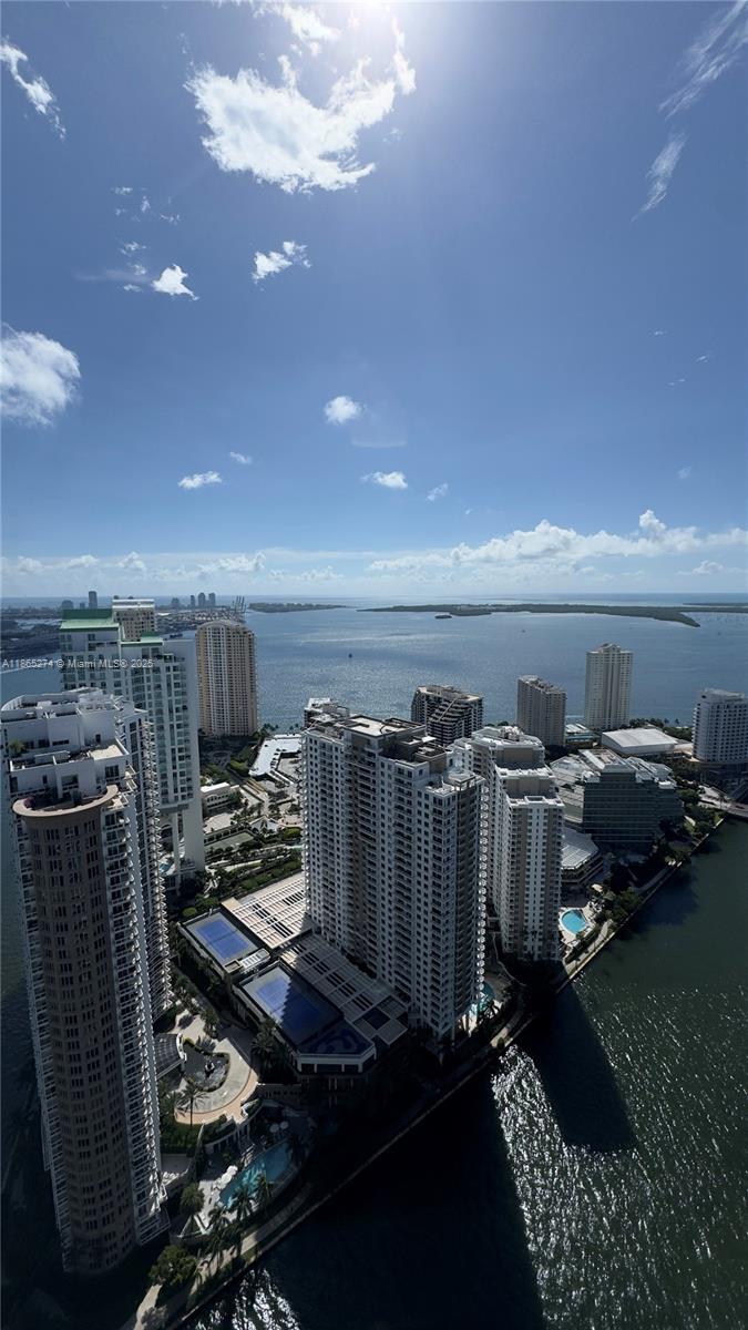 465 Brickell Ave #4905, Miami FL 33131