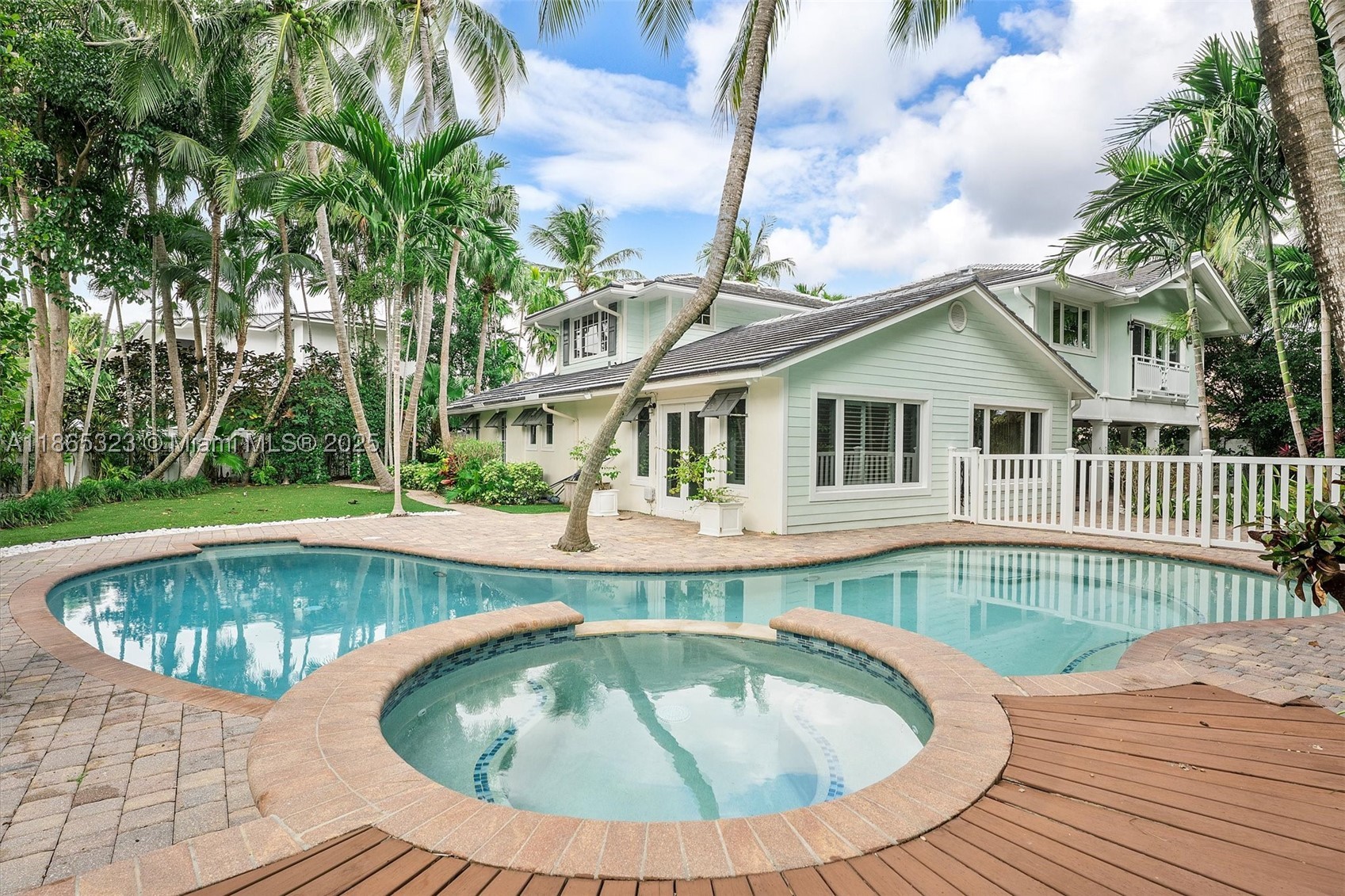 746 Marble Ct, Boca Raton FL 33432