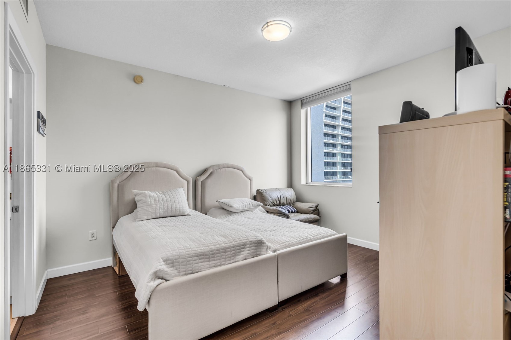 1060 Brickell Ave #3601, Miami FL 33131