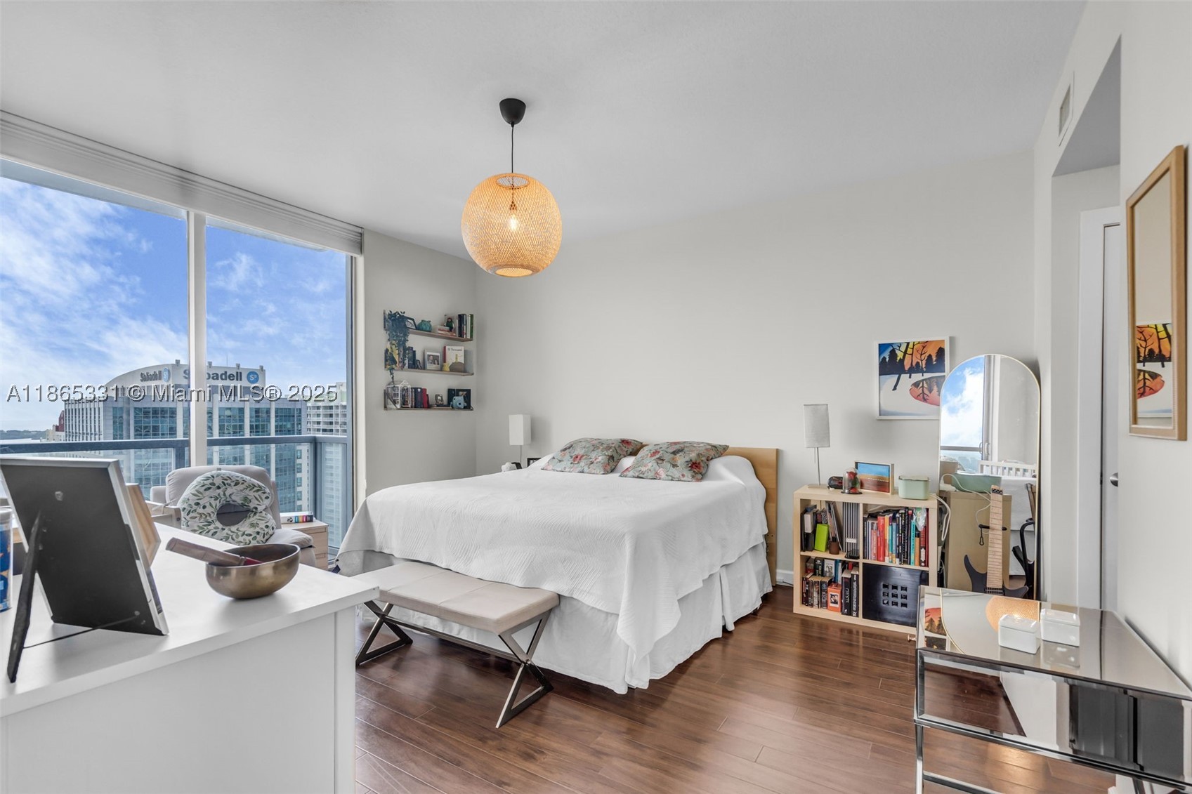 1060 Brickell Ave #3601, Miami FL 33131