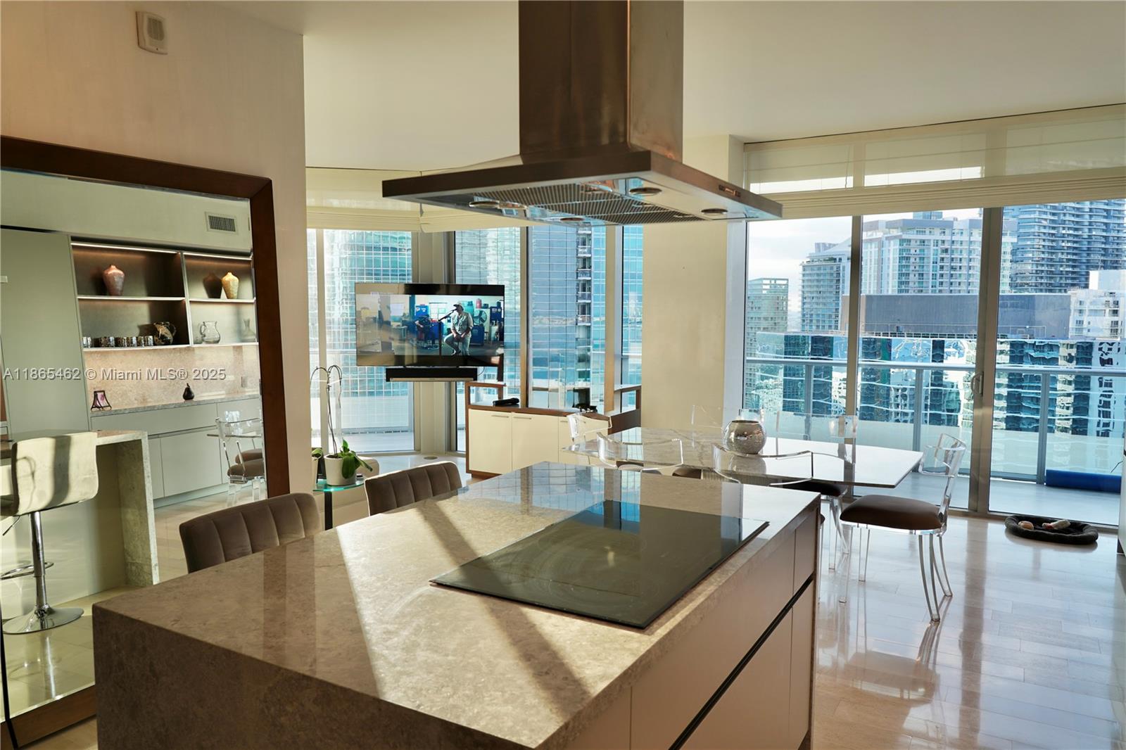1300 Brickell Bay Dr #3701, Miami FL 33131