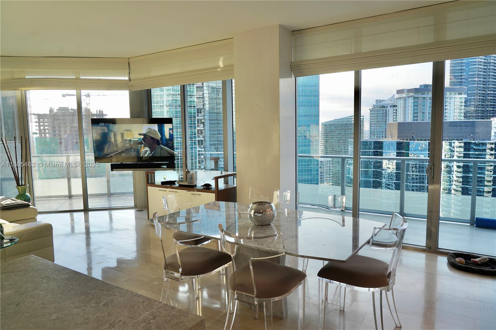 1300 Brickell Bay Dr #3701, Miami FL 33131