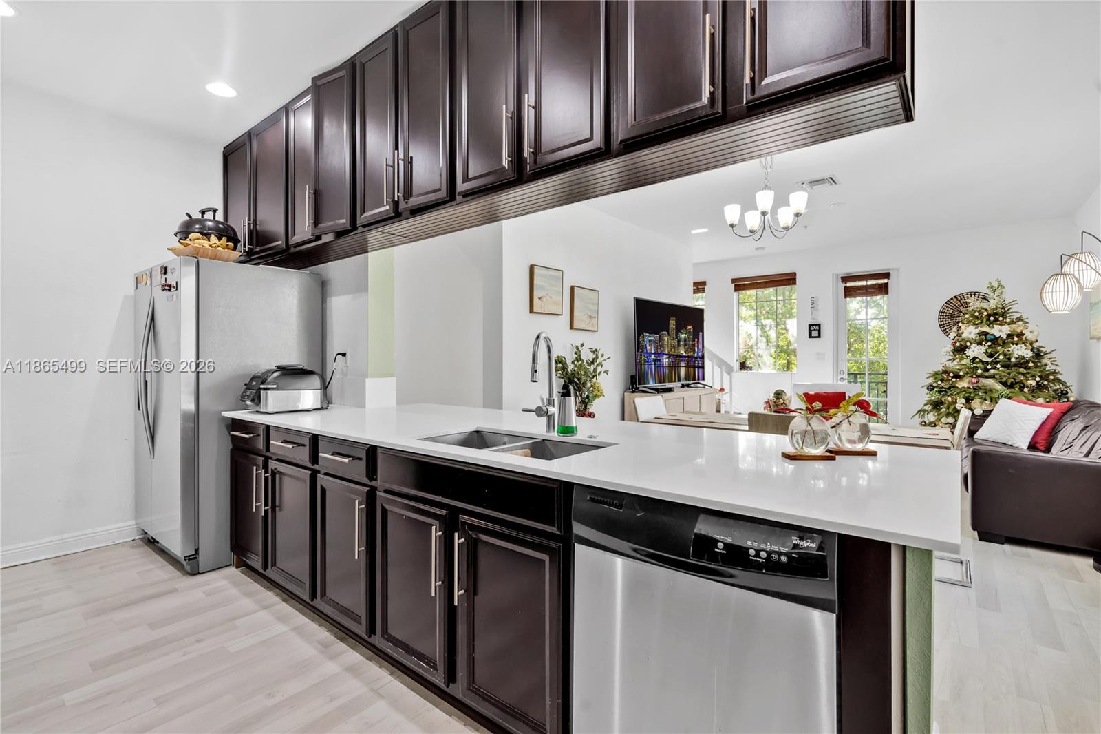 14749 SW 9th St #3110, Pembroke Pines FL 33027