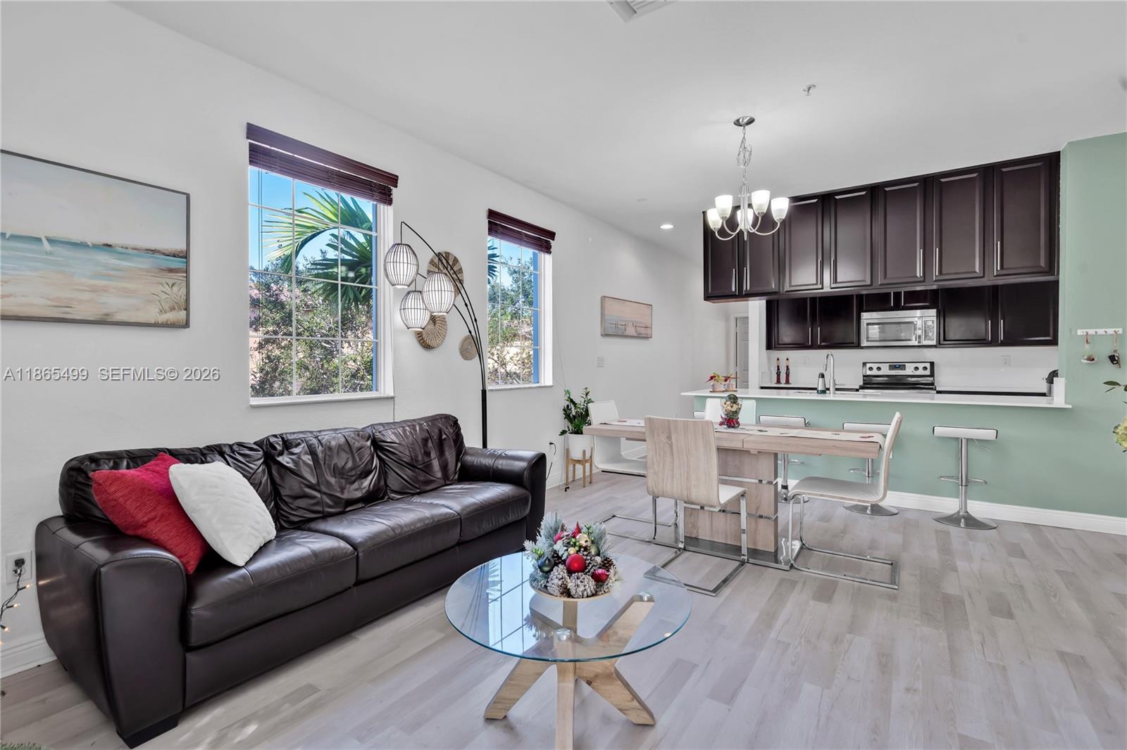 14749 SW 9th St #3110, Pembroke Pines FL 33027