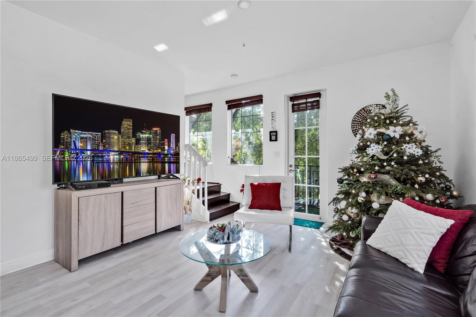 14749 SW 9th St #3110, Pembroke Pines FL 33027