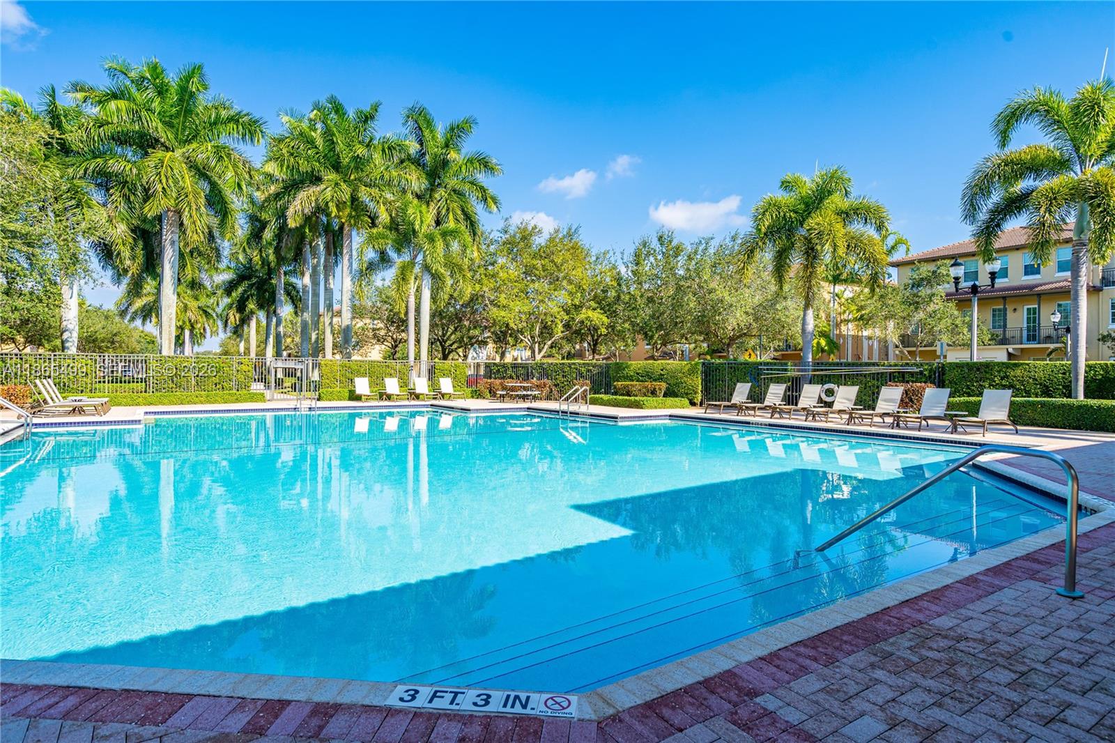 14749 SW 9th St #3110, Pembroke Pines FL 33027