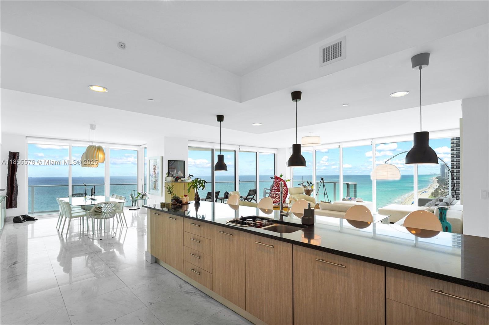3951 S Ocean Dr #1901, Hollywood FL 33019