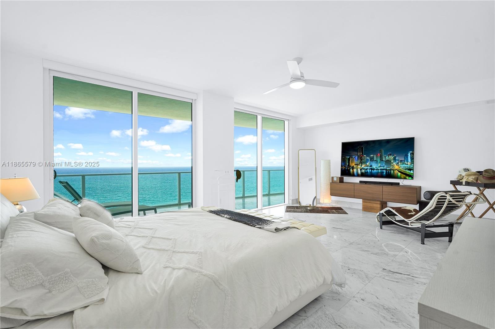 3951 S Ocean Dr #1901, Hollywood FL 33019