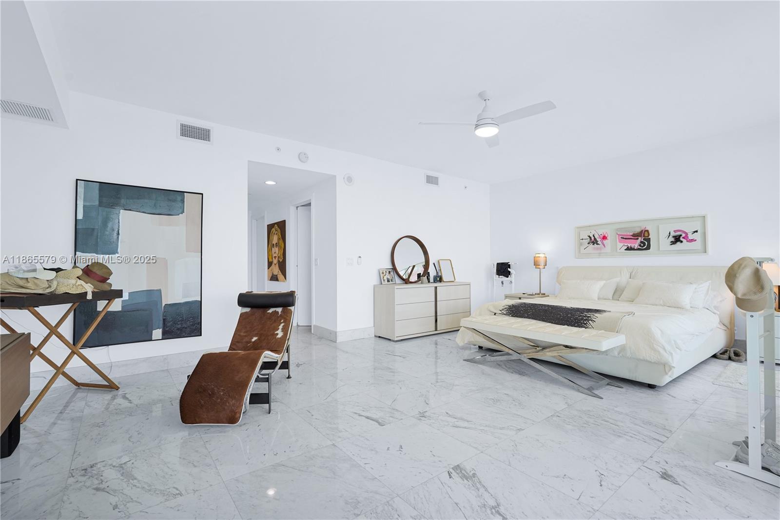 3951 S Ocean Dr #1901, Hollywood FL 33019