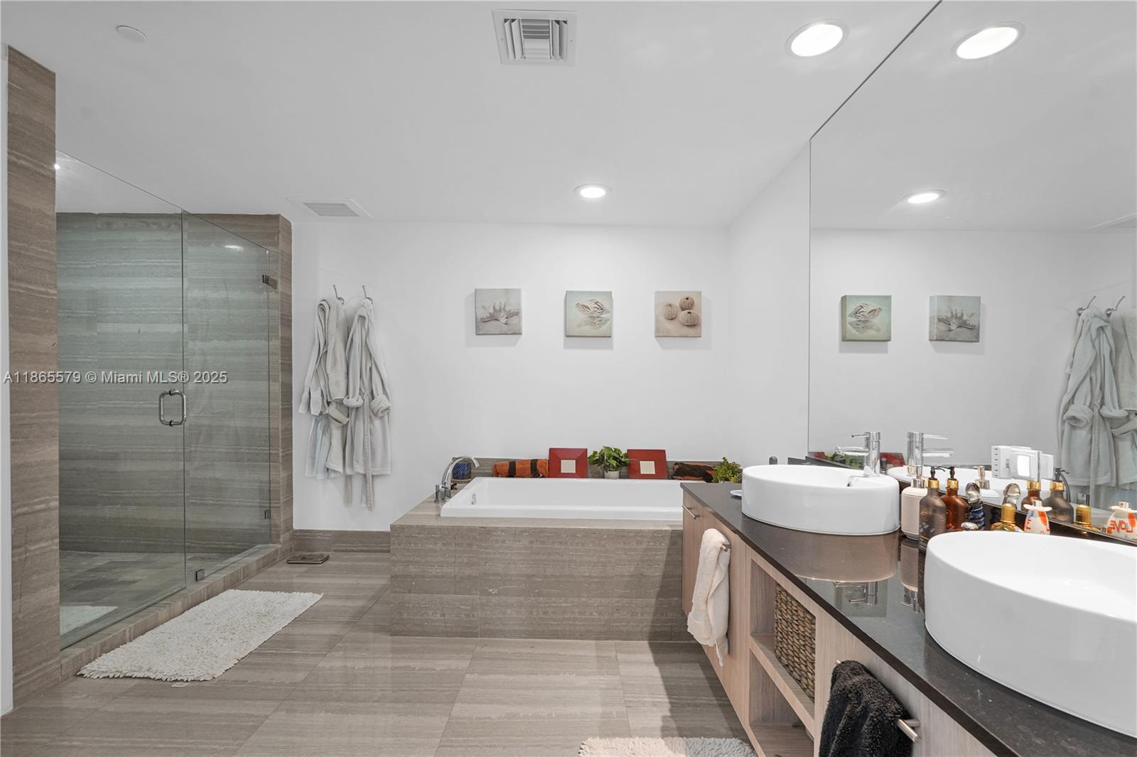 3951 S Ocean Dr #1901, Hollywood FL 33019