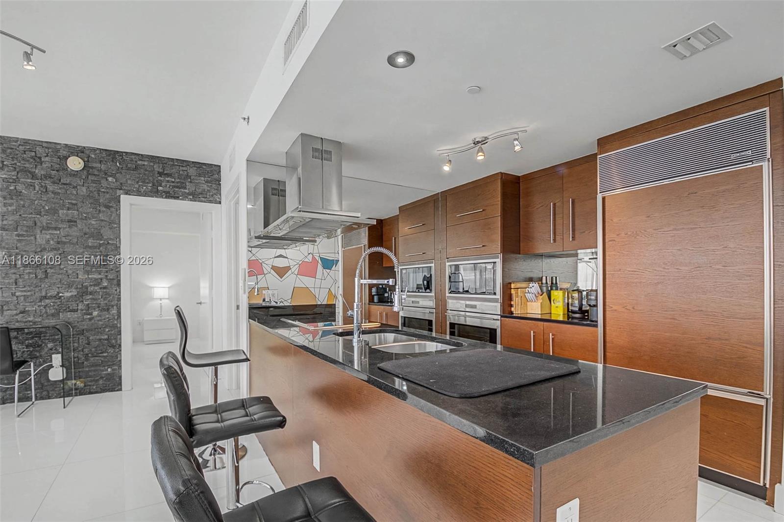 495 Brickell Ave #3504, Miami FL 33131