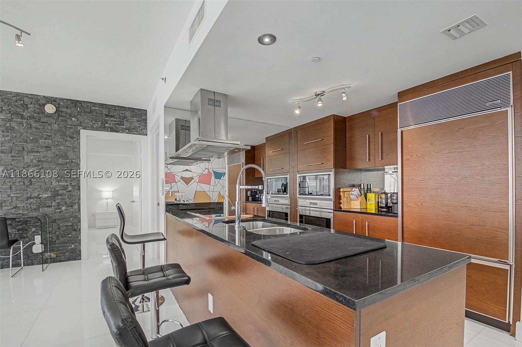 495 Brickell Ave #3504, Miami FL 33131