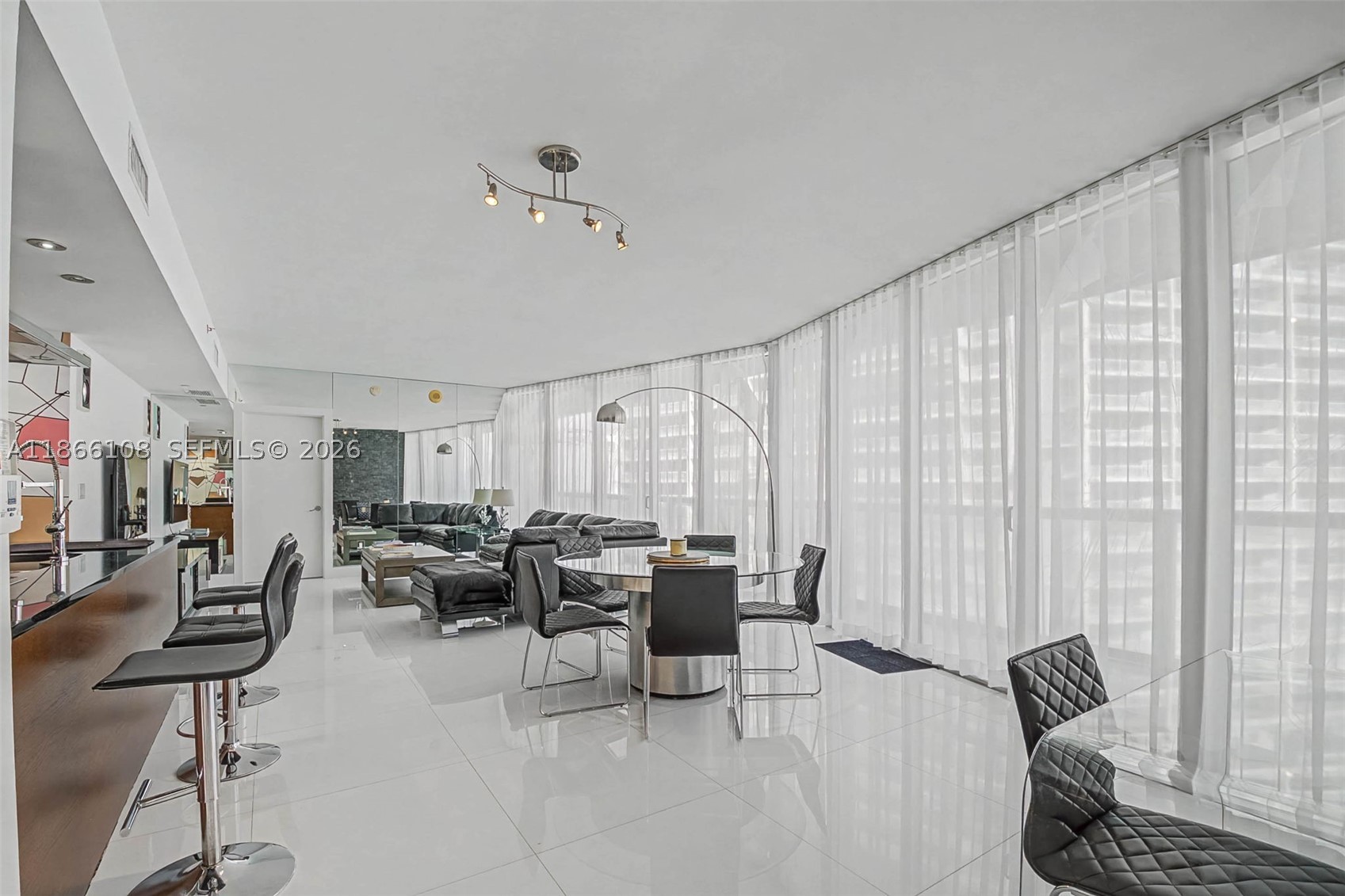 495 Brickell Ave #3504, Miami FL 33131