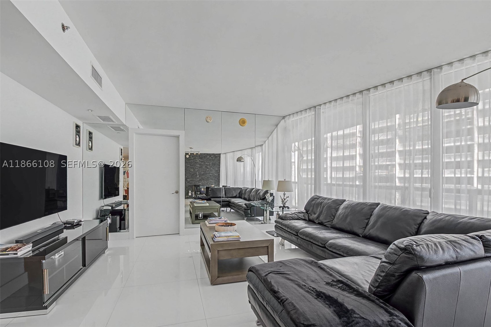 495 Brickell Ave #3504, Miami FL 33131