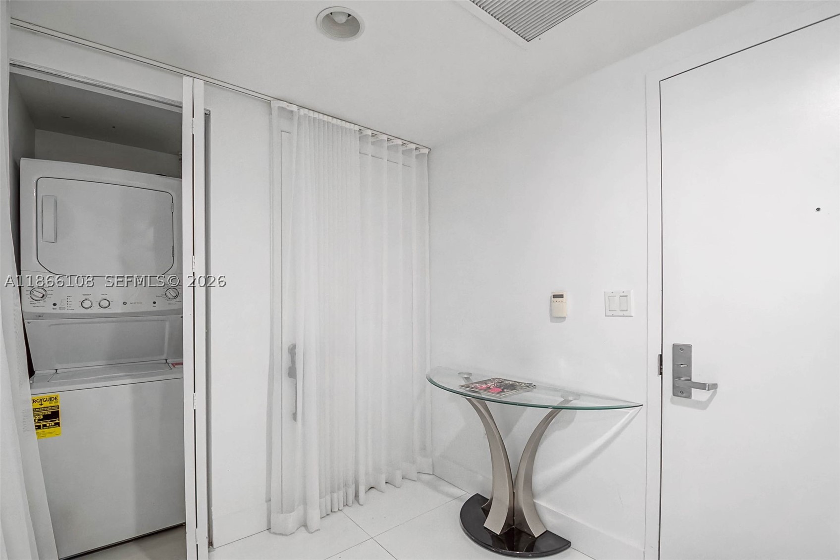 495 Brickell Ave #3504, Miami FL 33131