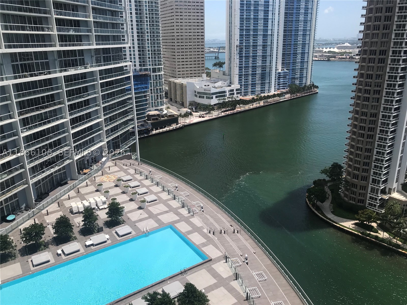495 Brickell Ave #3504, Miami FL 33131
