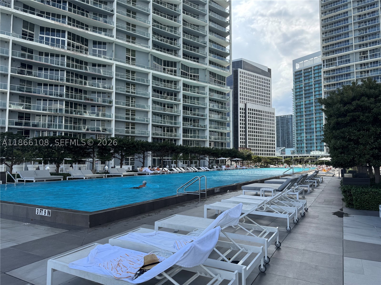 495 Brickell Ave #3504, Miami FL 33131