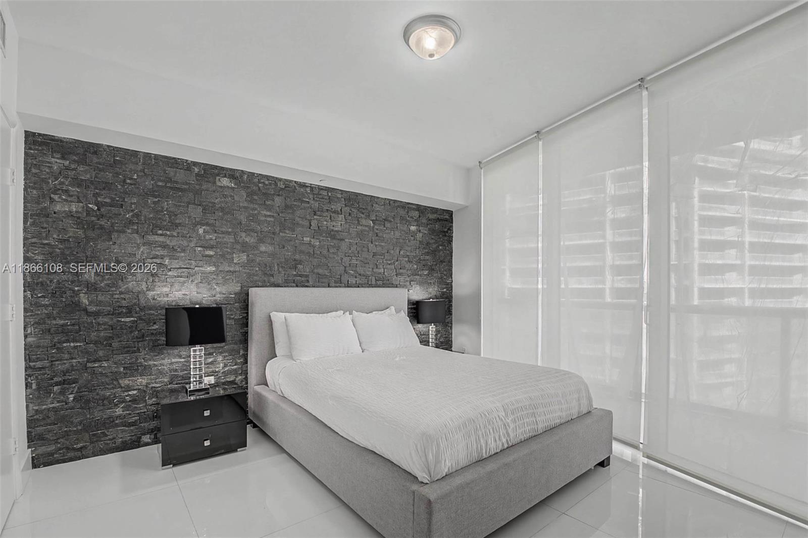 495 Brickell Ave #3504, Miami FL 33131