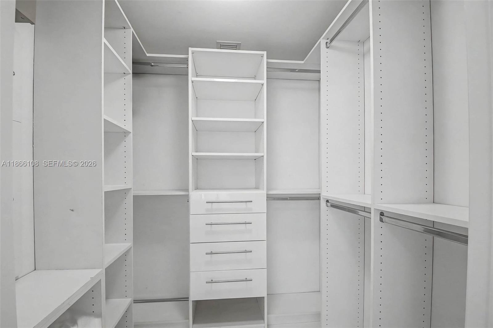 495 Brickell Ave #3504, Miami FL 33131