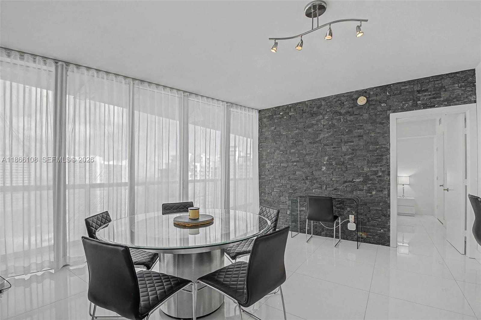 495 Brickell Ave #3504, Miami FL 33131