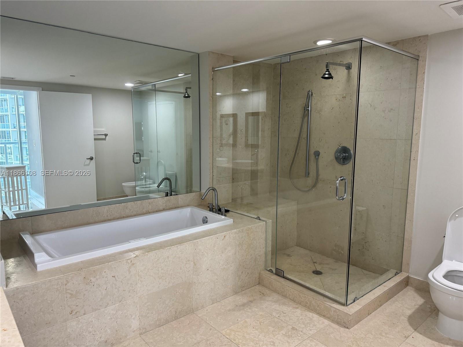495 Brickell Ave #3504, Miami FL 33131